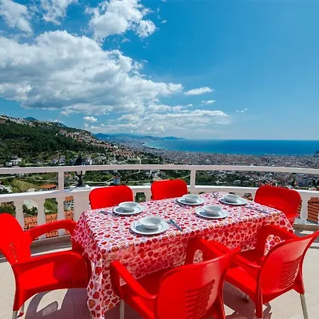 Tuna Вилла Алания